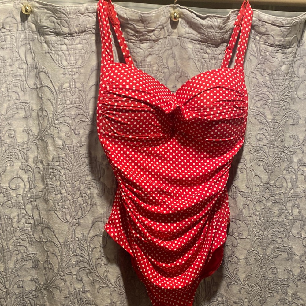 One piece swimsuit